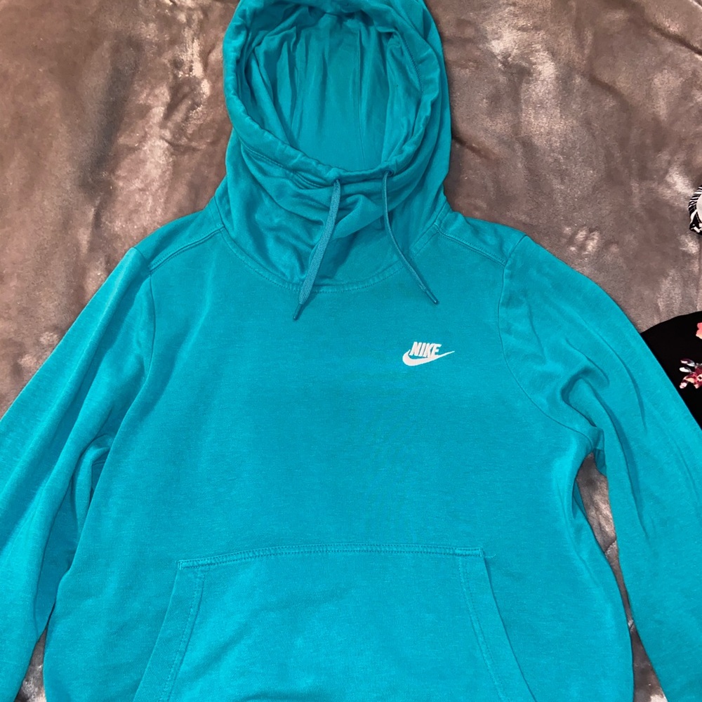 Nike sweatshirt